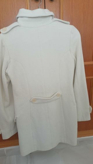 Abrigo paño blanco roto