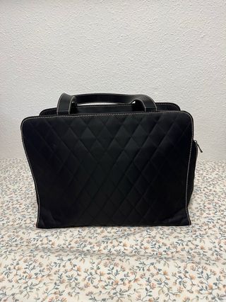 Bolso Mary Kay Negro con Calaveras