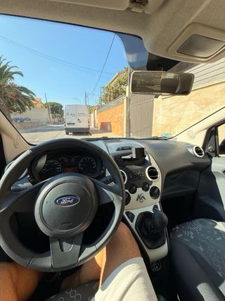 Ford Ka Urban Blanco ·  91.000 km 