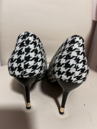 Zapatos planos pata de gallo talla 39