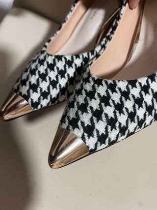 Zapatos planos pata de gallo talla 39