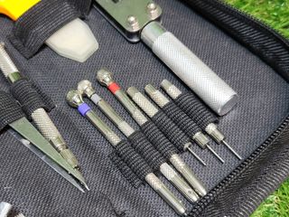 Kit di riparazione per orologi