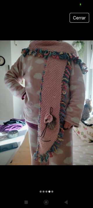 Conjunto Gorro y Bufanda Rosa con Flecos