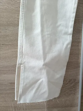 Pantalón Vaquero Zara T.36 Blanco