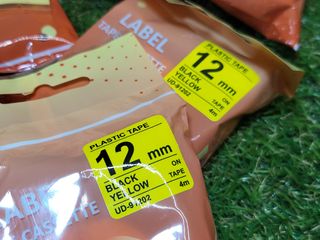 Cinta de etiquetas COMPATIBLE  con DYMO 12mm Negro