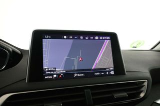 Peugeot 3008 1.5 Blue-HDi Allure