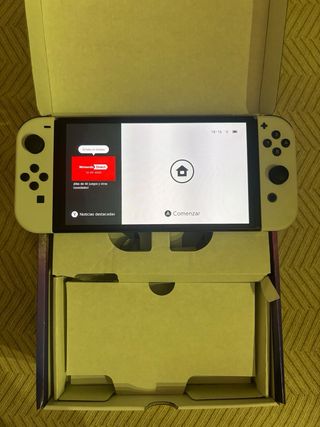 Nintendo Switch OLED + Mario Kart 8