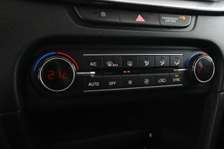 Kia Ceed 1.6 CRDi Mild-Hybrid Tech
