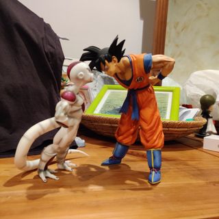 Figuras Dragon Ball Z Goku y Freezer