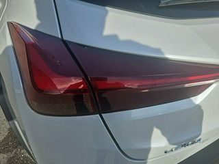 Lexus UX 2.0 250h Premium