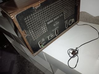 Radio antigua madera