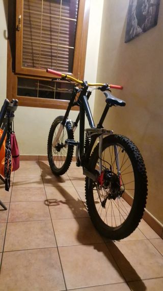 Kona Stinky Bicicleta Montaña Doble Suspensión