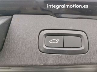 Volvo V60 2.0 D3 Momentum Pro Auto