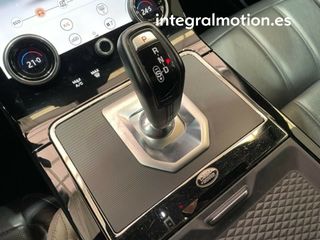 Land-Rover Range Rover Evoque 2.0 D150 R-Dynamic AUTO 4WD 
