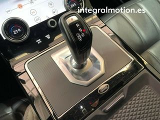 Land-Rover Range Rover Evoque 2.0 D150 R-Dynamic AUTO 4WD 