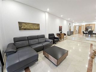 Piso en venta en Puerto Banús en Marbella