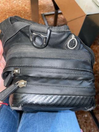 Riñonera motera negra