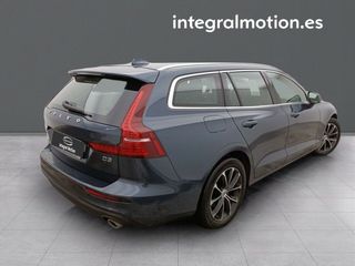 Volvo V60 2.0 D3 Momentum Pro