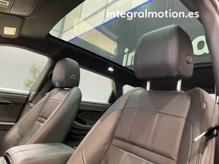 Land-Rover Range Rover Evoque 2.0 D150 R-Dynamic AUTO 4WD 