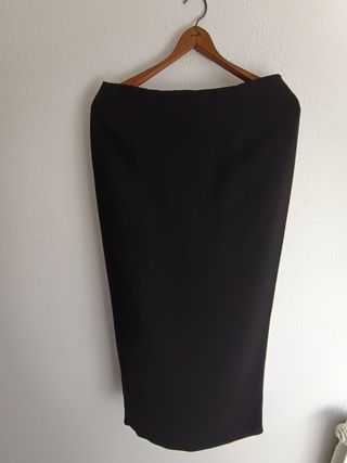 Falda larga negra talla 40