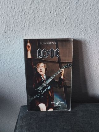 Libro AC/DC: Gus Cabezas