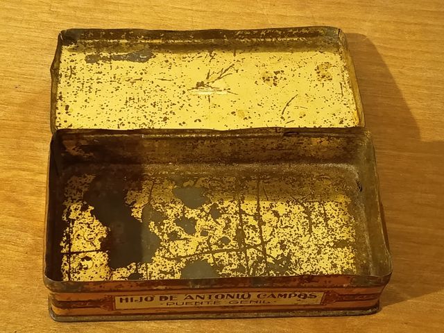 Pack 2 Latas Vintage Laxen Busto e hijo de Antonio