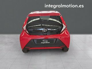 Toyota Aygo 1.0 70 x-play