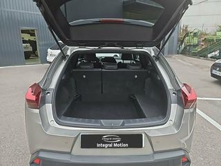Lexus UX 2.0 250h Premium