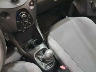 Toyota Aygo 1.0 70 x-play