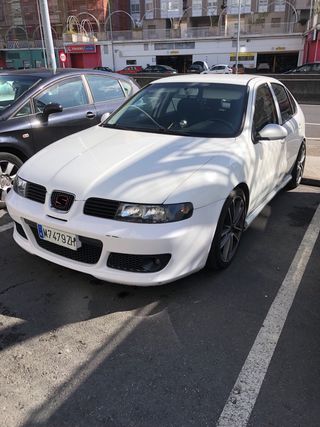 SEAT Leon 2000