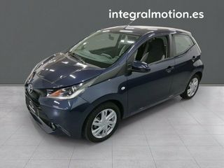 Toyota Aygo 1.0 70 x-play