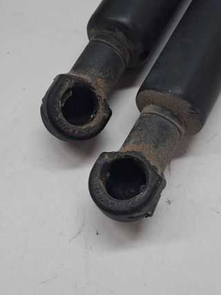 AMORTIGUADORES MALETERO / PORTON BMW X3 (E83) (5)
