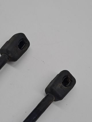 AMORTIGUADORES CAPO BMW X3 (E83) (2)