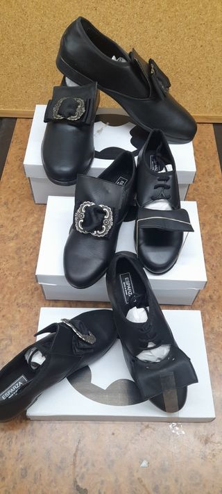 Zapatos torrenti Negros con Cordones y Solapa