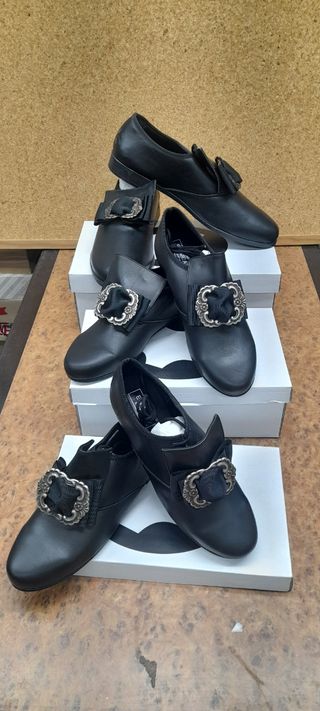 Zapatos torrenti Negros con Cordones y Solapa