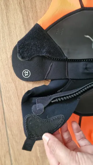 Neopreno Orca Aguas Abiertas 
Talla 12