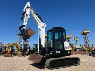Mini Excavadora Bobcat E 50