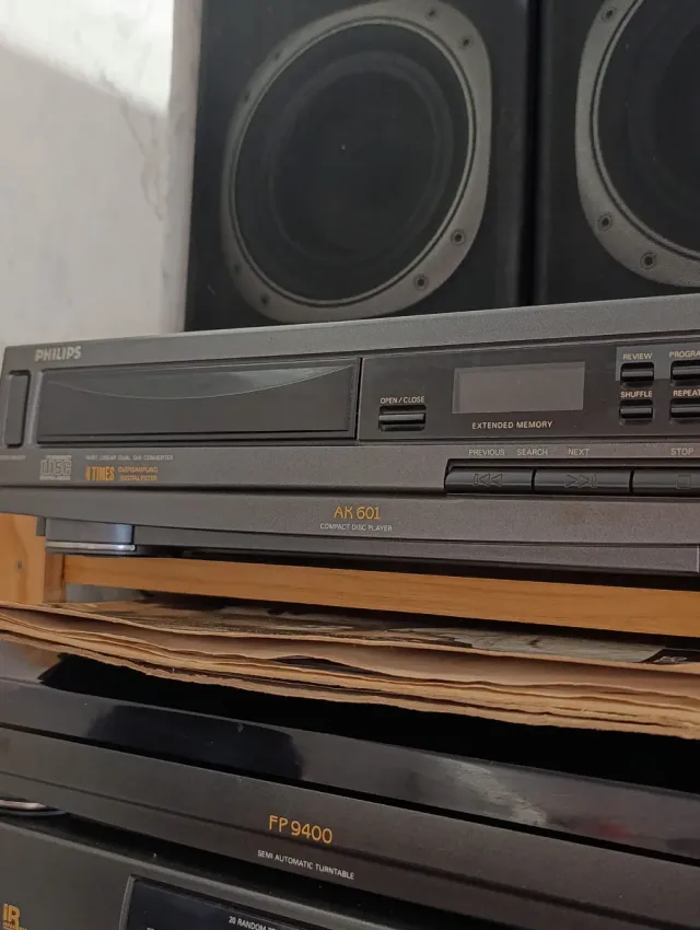 Equipo de música Philips FP9400