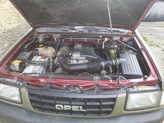 Opel Frontera 2000