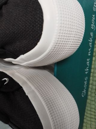 Scarpe donna KANGURO nere e bianche