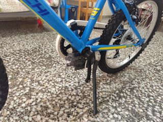 Bicicleta MTB 20 6V Azul y Amarilla