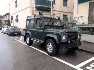 Land Rover Defender 2000