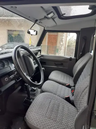 Land Rover Defender 2000