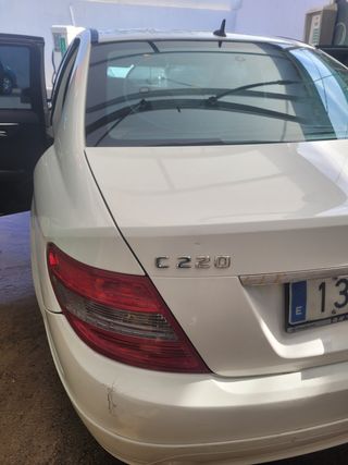 Mercedes-Benz Clase C 2010
