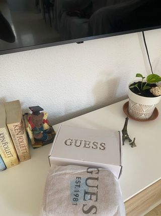 Bolso Guess Beige