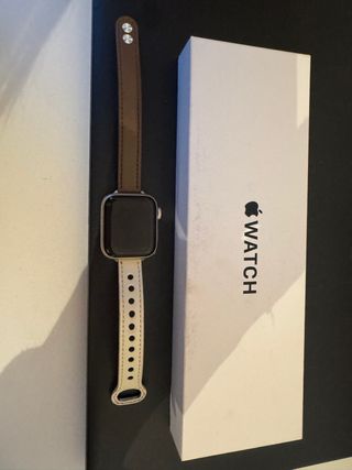 Apple watch SE beige