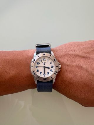 Reloj Tous plateado y gris