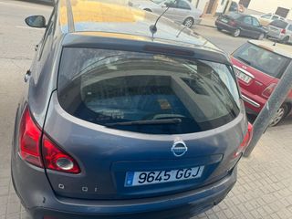 Nissan Qashqai+2 2009