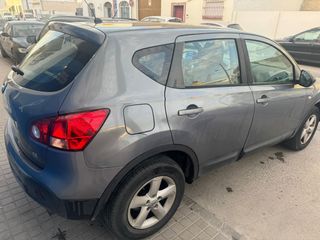 Nissan Qashqai+2 2009