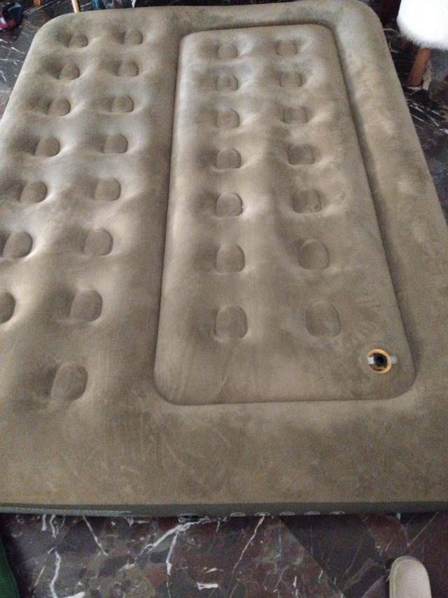 Colchão Duplo Inflável Coleman